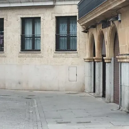 Edificio Plaza Gran Via Apartment