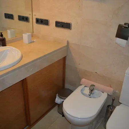 Edificio Plaza Gran Vía Apartamento *