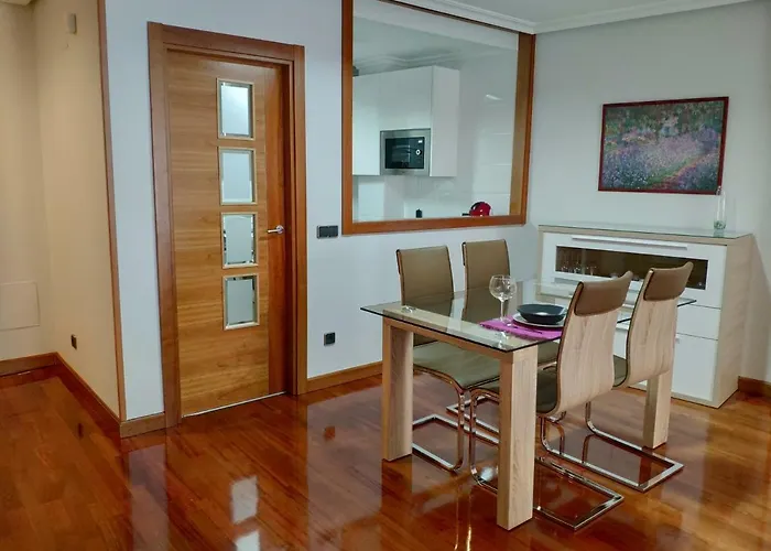 Edificio Plaza Gran Via Appartement *