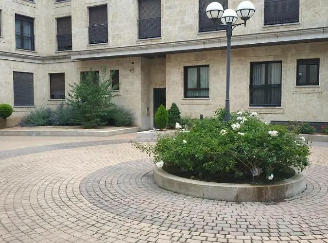 Edificio Plaza Gran Via Appartement *